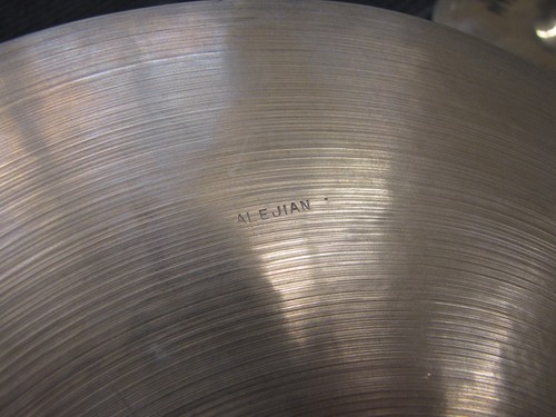 Vintage Alejian / Zildjian 12" Splash Cymbal - Picture 6 of 6