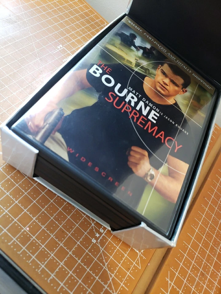 The Jason Bourne Passport Collection (DVD, 2007, 4-Disc Set, Limited Edition) - Image 2 of 4