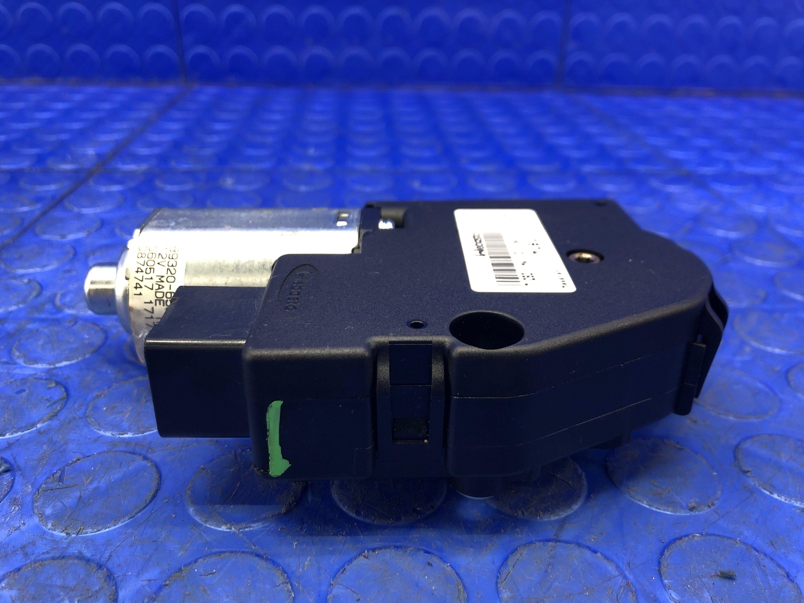 2017 2018 2019 2020 2021 2022 MASERATI LEVANTE OEM SUNROOF GLASS MOTOR