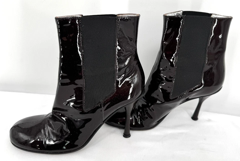 $1,450 Dolce & Gabbana Marrón Charol Tacón Botines Talla 38 Talla 7.5 EE. UU. Foto 2 de 4