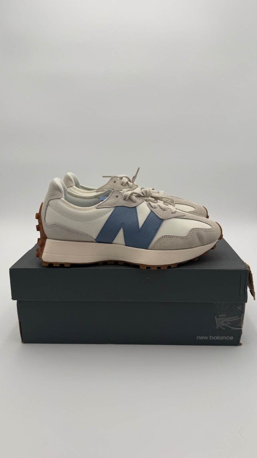 New Balance 327 'blue/white' Women's Size 7 RARE image 2