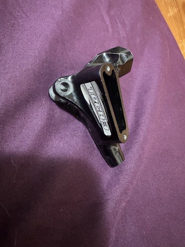 Hope Tech 3 Right Side Master Cylinder Black