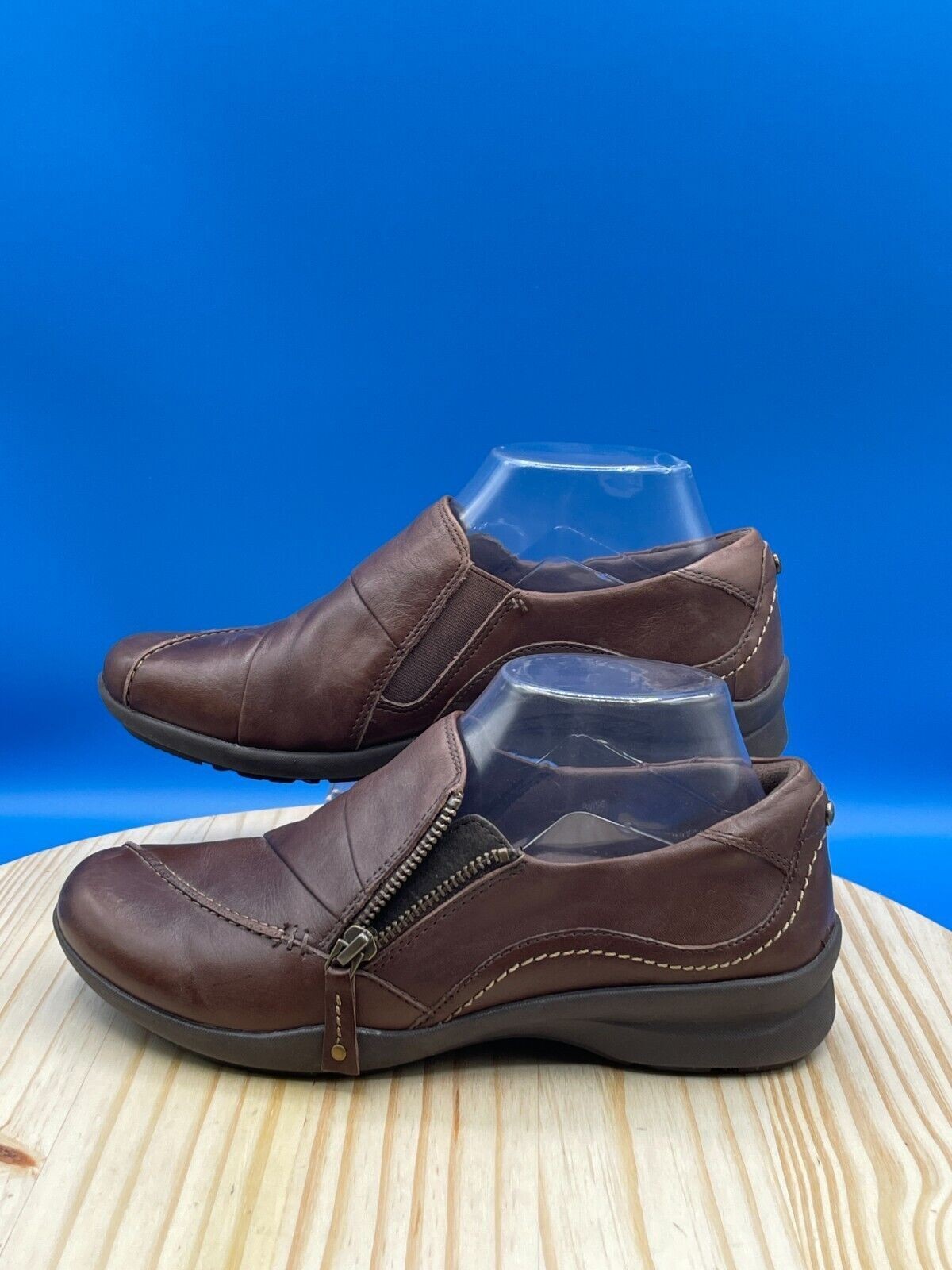 Women's Earth Anise Brown Leather Comfort Shoes Side Zip Round Toe Sz 7B