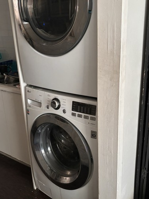#ad LG Stackable Front Loading Electric Washer Dryer White Time Display $1200.00