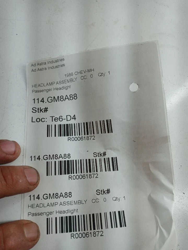 Faro derecho pasajero Chevrolet C10 1988-1998 con un proyector reemplazo OEM Foto 4 de 4