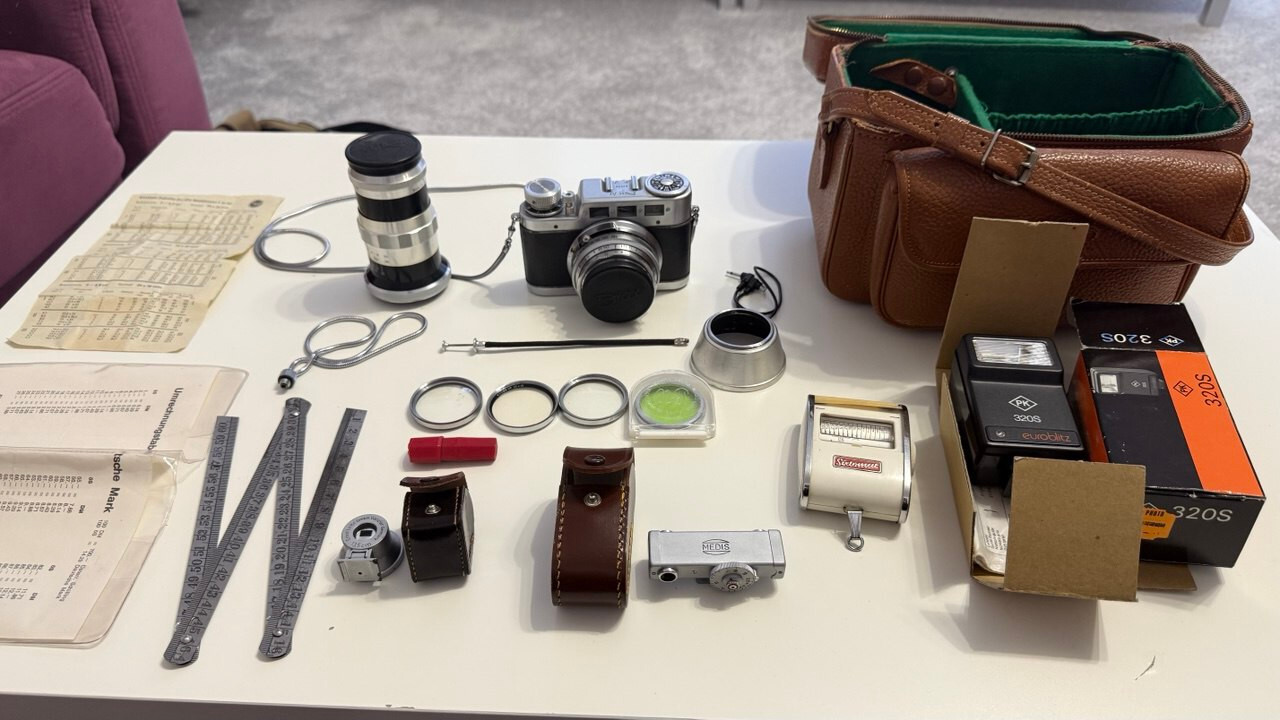 W. Voss Diax 1a Schneider-Kreuznach Xenar 2.8/45mm und 1:4/135mm