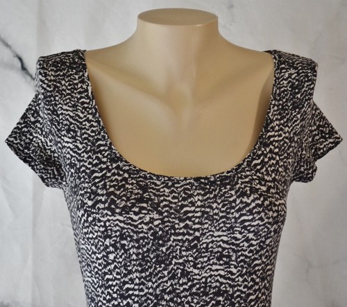 BASIC H&M Black Gray Patterned BodyCon Dress XS Short Sleeves Stretch Cotton - Picture 2 of 9