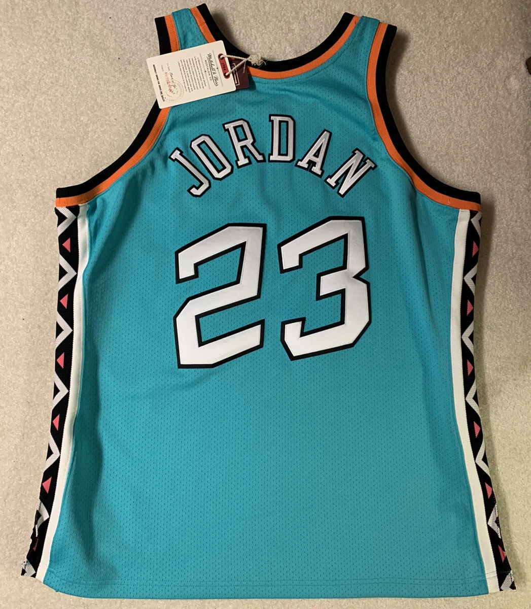 Mitchell & Ness Men's Michael Jordan 1996 All Star Game Authentic Jersey, Teal, Size: Small