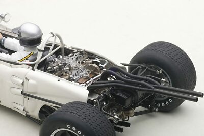Buy AUTOart Honda F1 RA272 1:18 Vehicle Car - White (86599) online