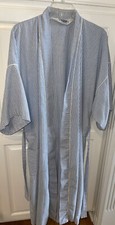 Hemingway HP Point Poly Cotton Blend Unisex Blue/ White Seersucker Robe.