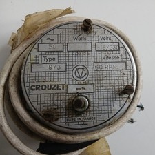 Moteur à engrenages Crouzet. Type 973 , 240v , 60 tr/min pour MECCANO etc