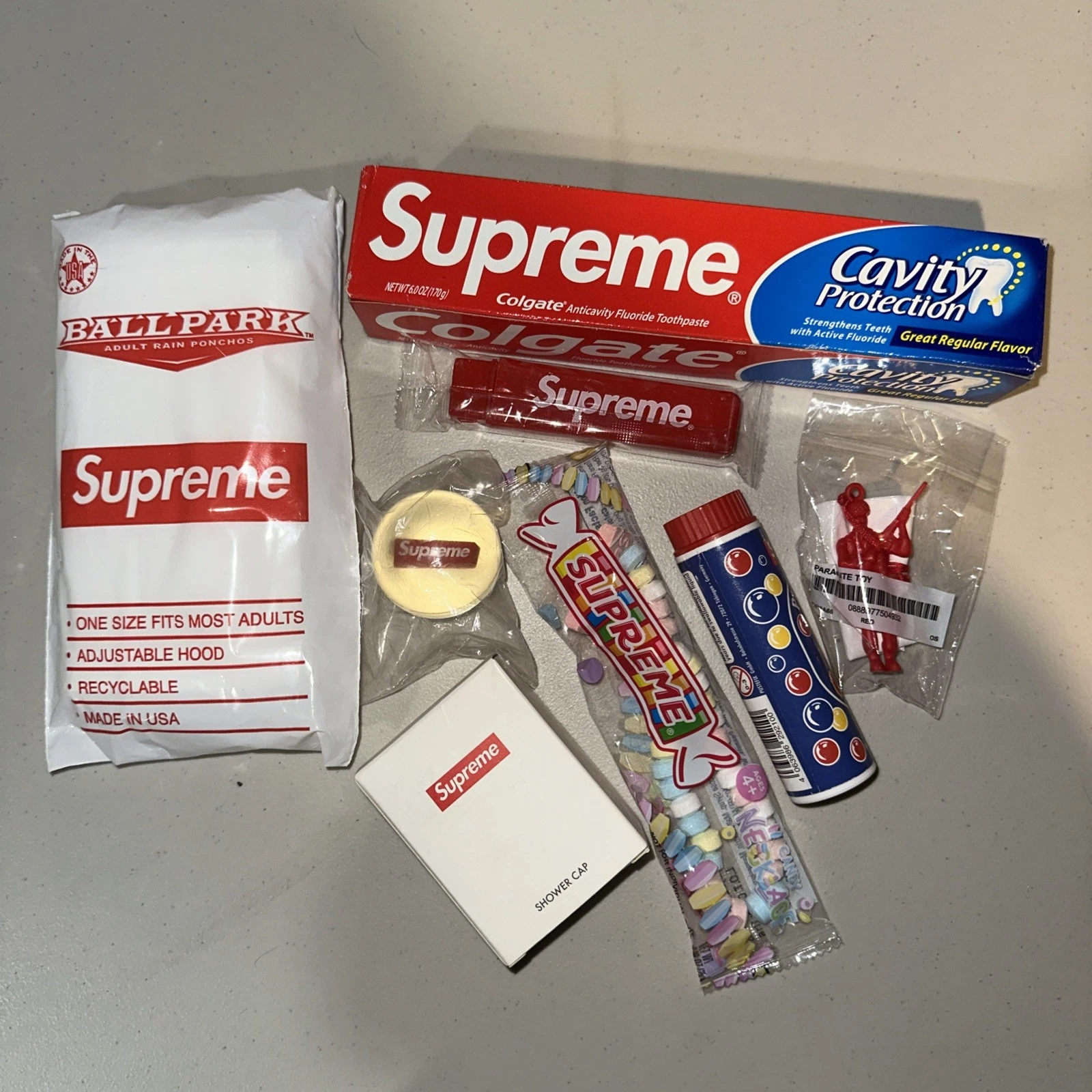 Lot d'accessoires Supreme