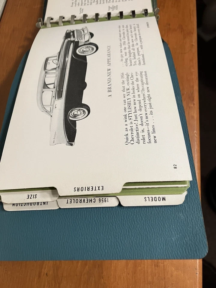 Capa de vinil verde vintage catálogo Chevrolet Salesman 1956 - Imagem 4 de 4