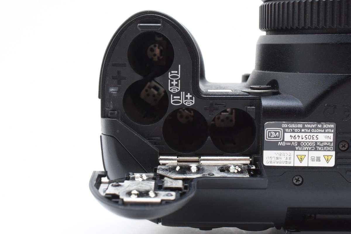 Fujifilm FinePix S9000 9.0 MP Compact Digital Camera Black From