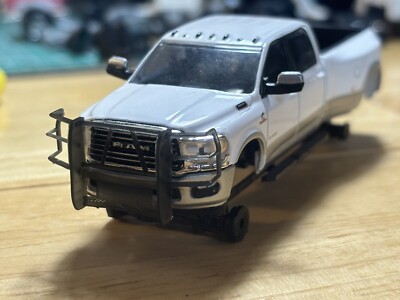 1/64 Scale 3D Printed Brushguard Greenlight/m2 Universal 1 Brush guard