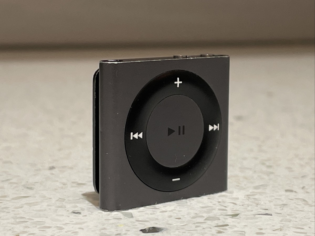 Apple iPod shuffle 4th Generation A1373 Space Grey (2GB) RARE