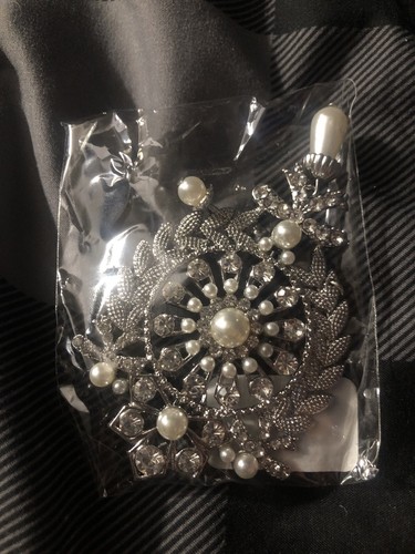 Collar Pin - Picture 2 of 4
