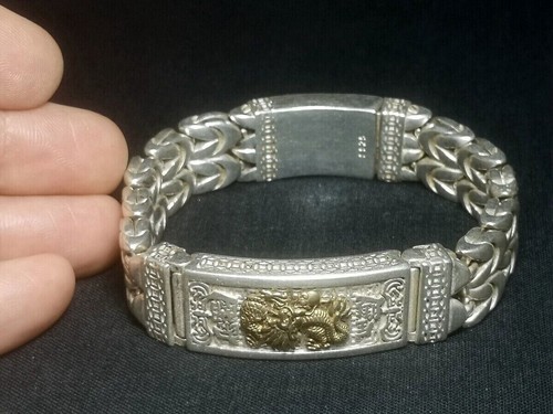 Chinese Tibet Silver Carving Dragon Statue Bracelet Decoration Gift Collection