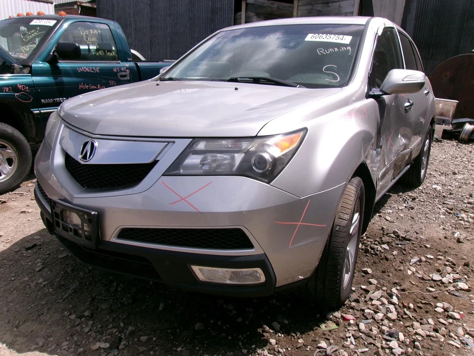 Used Upper Air Cleaner Assembly fits: 2011 Acura Mdx 3.7L 6 cylinder upper Upper - Image 2 of 4