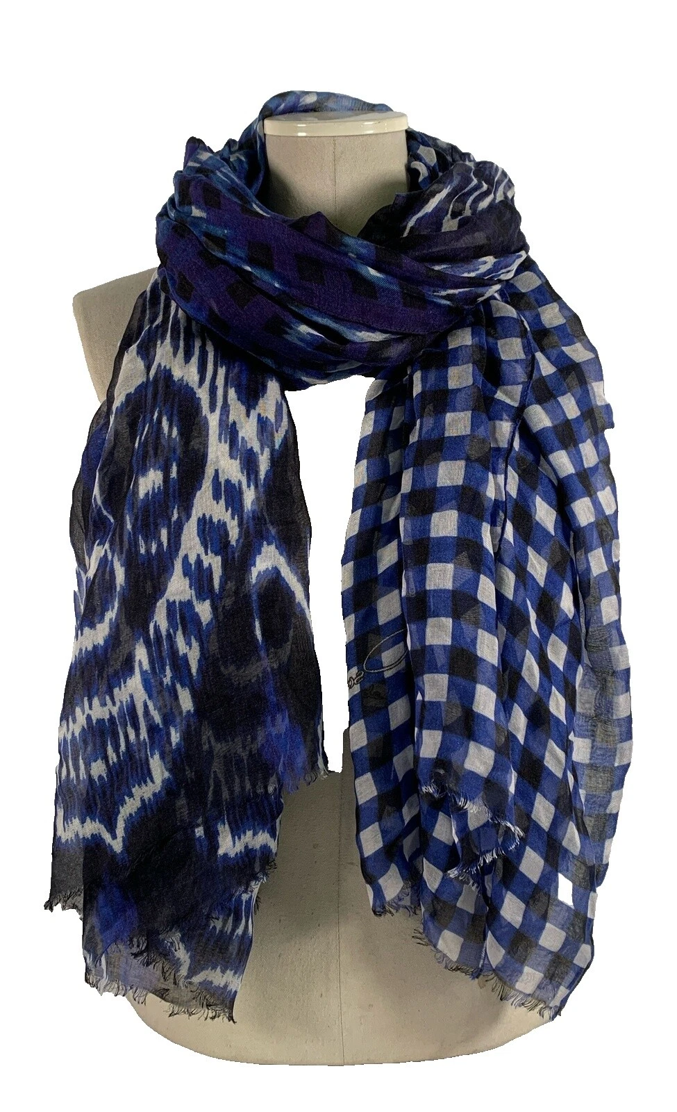 Oscar de la Renta Cashmere Scarves & Wraps for Women