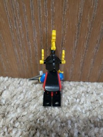 LEGO Castle: Medieval Knights 6105 100% Complete Wolfpack Dragon Minifigures Lot