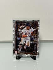 2025 Topps Series 1 Pedro Leon Diamante Foil #30 (RC)