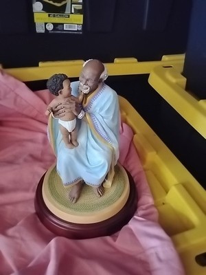 THOMAS BLACKSHEAR EBONY VISIONS ''GRAMPA'S FAVORITE'' FIGURINE STATUE
