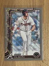 Matt Olson 2025 Topps Holiday Silver Glitter H15 Atlanta Braves