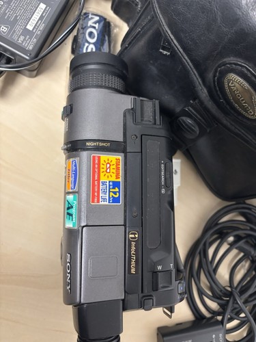 Sony Handycam CCD-TR511E Camcorder - 8mm Video Camera Recorder 72x Zoom - Bild 10 von 20