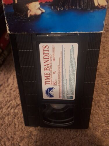 Time Bandits (VHS, 1994) John Cleese, Sean Connery, Shelley Duvall - Picture 4 of 4