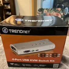 TrendNet 4-Port KVM Switch Kit TK-407K Plug & Play (Includes 4 KVM Cables)