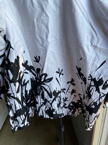 Erin Blazer Black/White Abstract No Size1X ? Med.Wt Cotton 1 Hk/Eye.Really Cute - Picture 5 of 9
