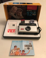 Vintage Kodak Instamatic 124 Camera Original Box UNTESTED