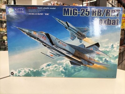 Kitty Hawk Models KITKH80113 148MIG-25 RBRBS Fox Bat Used