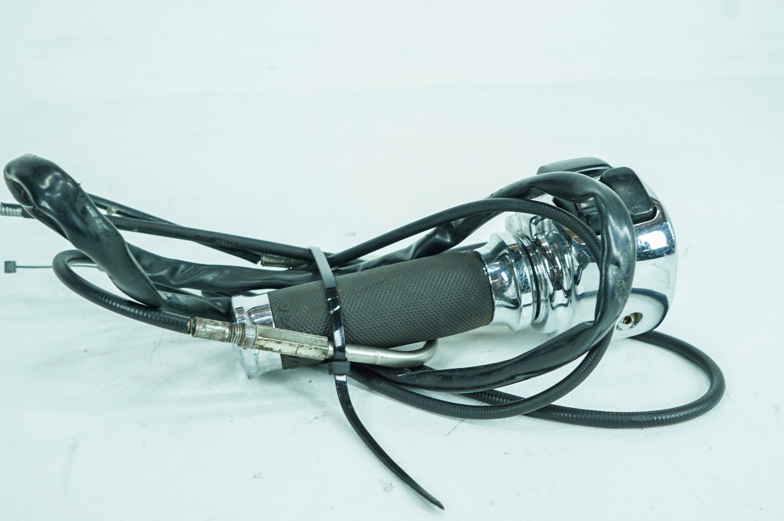 08 Harley Street Glide Touring OEM Right Engine Start Kill Switches Controls