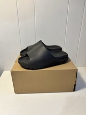 Adidas Yeezy Slides Onyx Black HQ6448 US Size 7 Preowned with Box