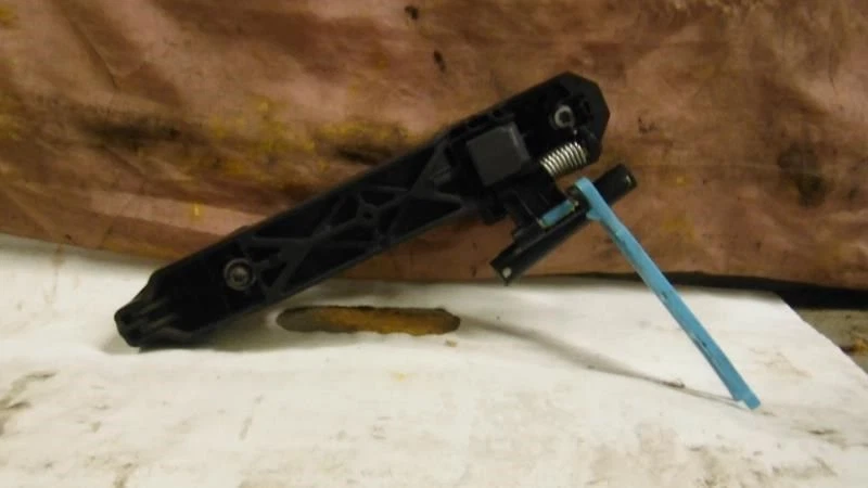 08 SUZUKI SX4 DR РУЧКА, ВНЕШНИЙ 260446 - Изображение 2 из 4