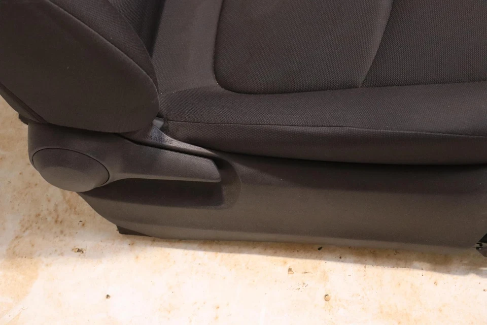 Toyota Corolla 2020-2024 sedán asiento del pasajero delantero completo tela negra OEM Foto 4 de 4