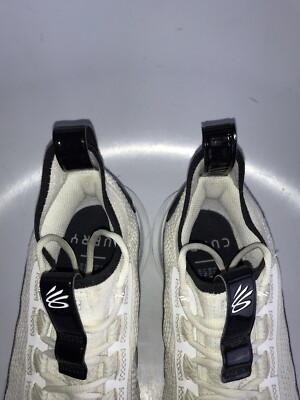 Under Armour Curry 8 Flow NM Mens Basketball Shoes White  display picture 1
