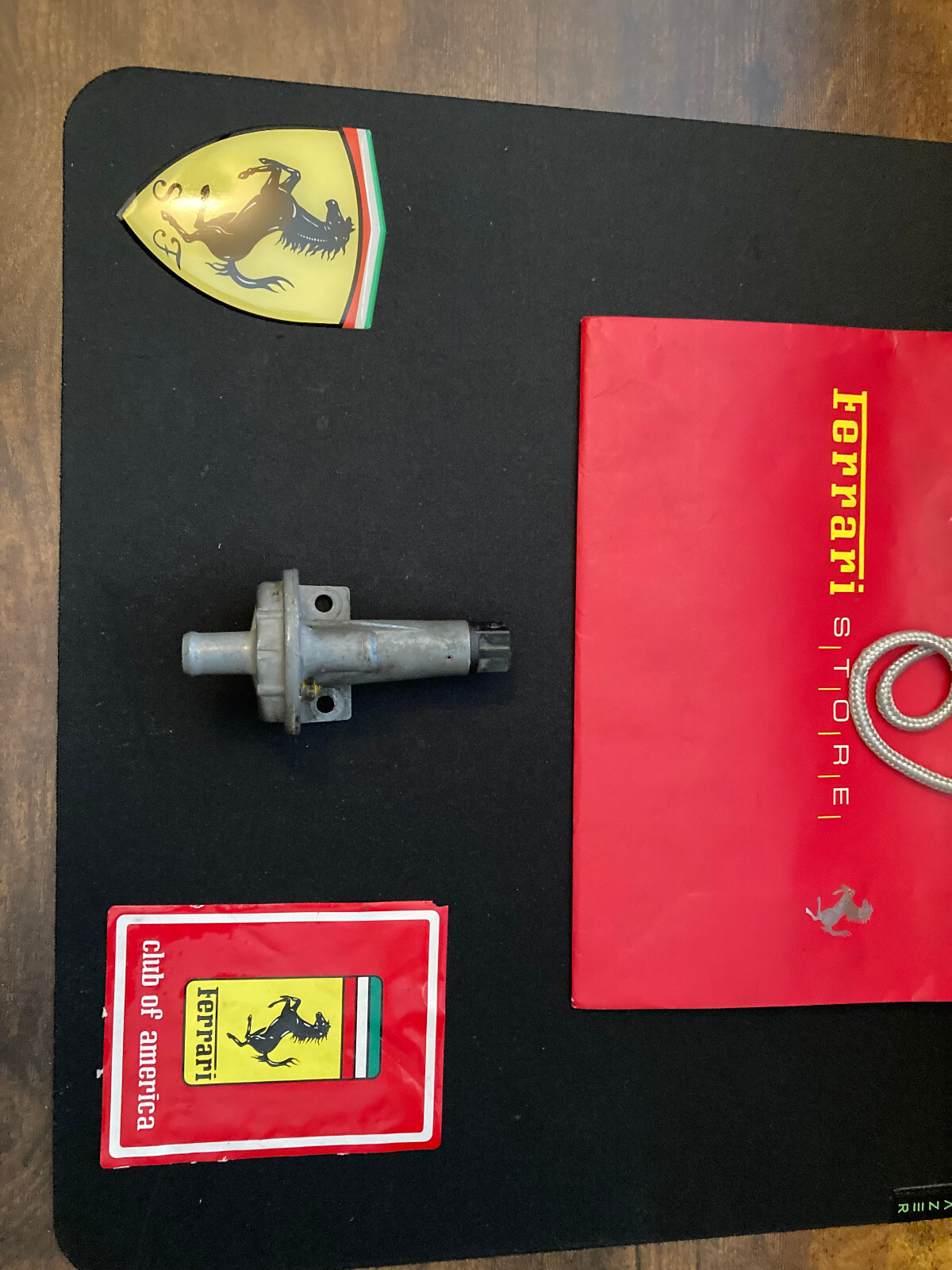 Ferrari 308 INTAKE MANIFOLD AUXILIARY AIR REGULATOR 115223