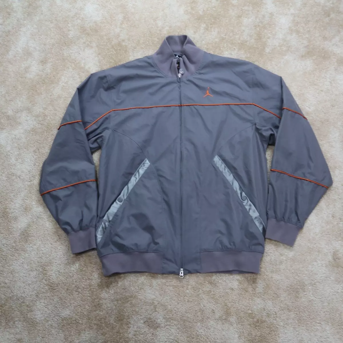 Grey jordan best sale windbreaker