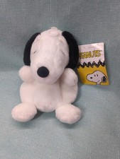Aurora Timeless Peanuts Palm Pals Snoopy Stuffed Animal , White 5 Inches