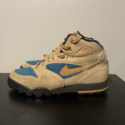Nike ACG Men's Mid Top Suede Hiking Sneaker Lace-Up Beige/Blue/Black
