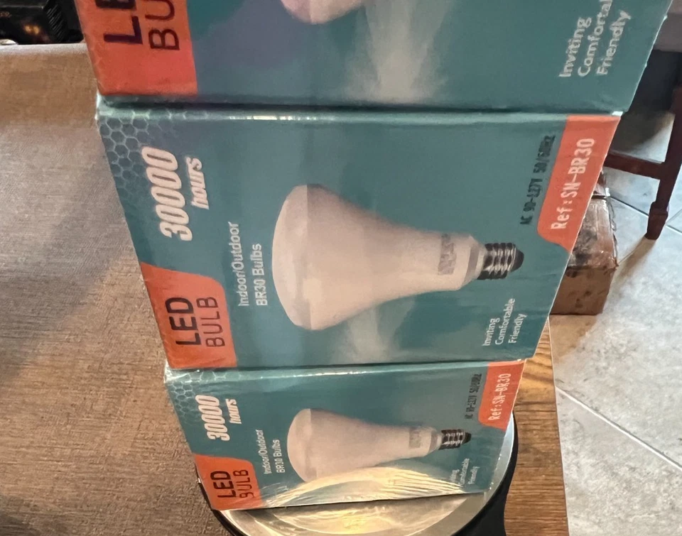 UNITEDLUX BR30 10W 65w Replacement LED Bulb Daylight 5000K Pack of 5 NIB Sealed - Image 4 of 4
