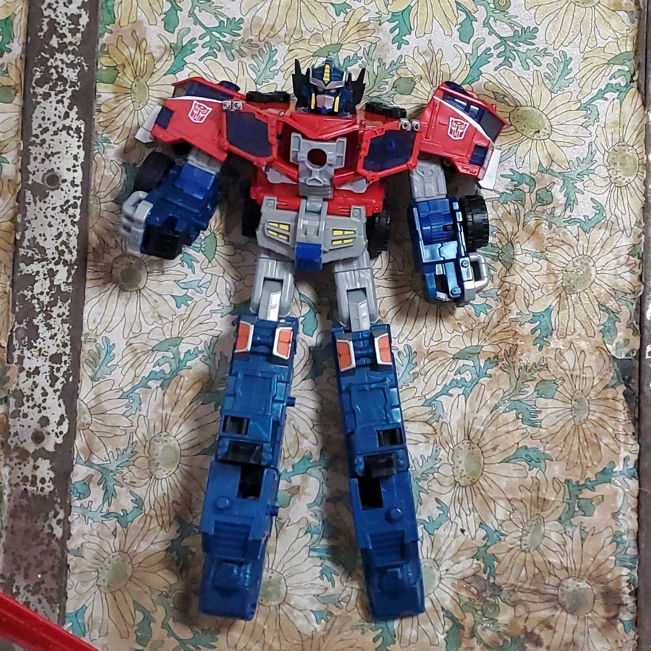 Hasbro Optimus Prime Transformers Generations action figure 40 cm con accessori