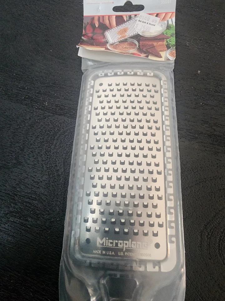 New Microplane Coarse Grater Grating Cheese Chocolate Garlic Steel Made in USA  - Image 2 of 4