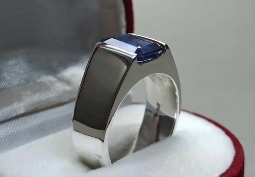 Emerald Cut Natural Blue Sapphire Sterling Silver 925 Handmade Neelam Mens Ring - Picture 5 of 12