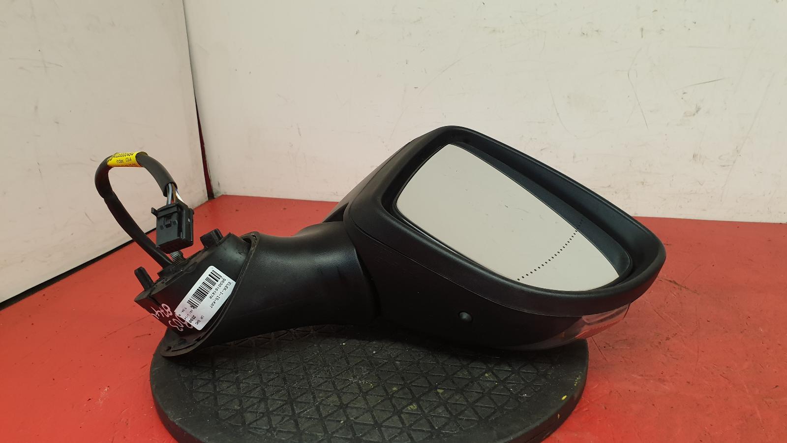 RENAULT CLIO DOOR MIRROR DRIVERS SIDE OFFSIDE RH WING 2014 5 DOOR