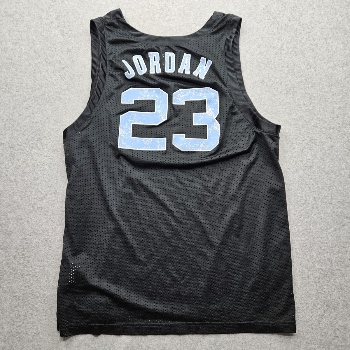 BULLS JORDAN 23 ユニフォーム 黒 s-l400.jpg