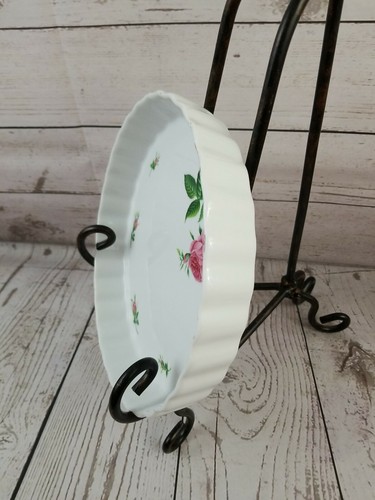 Christineholm Porcelain Rose Pattern Quiche, Tart, Pie Plate 9.5" Baking Dish 🌺 - Picture 4 of 10
